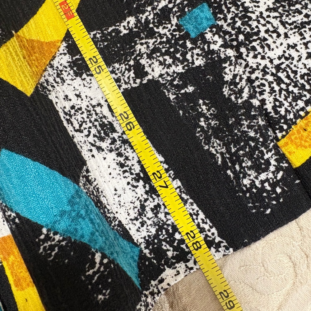 Gorgeous Striking Abstract Patterned Jacket - M - image 6